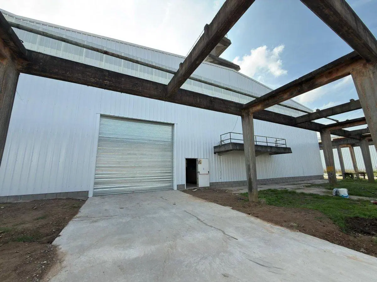 GALPON VENTA 1900m2 FINANCIA P.IND MORENO ESTRENAR 3