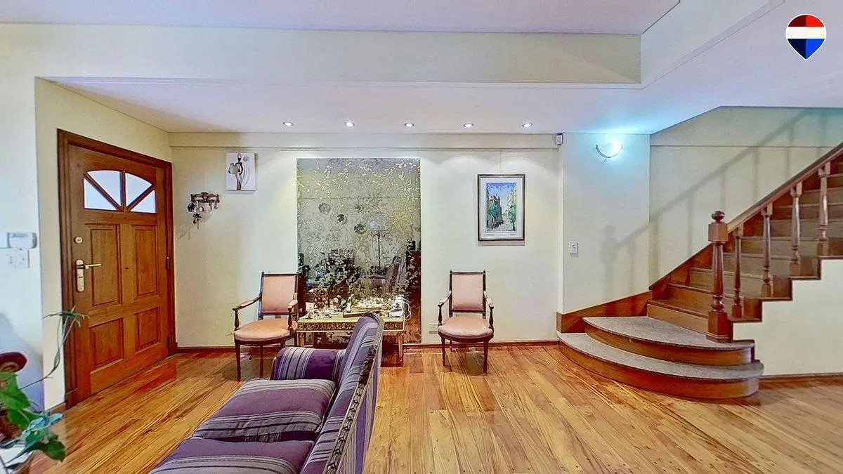 VENTA DUPLEX 5 AMB C/DEP EN PARQUE CHACABUCO 3