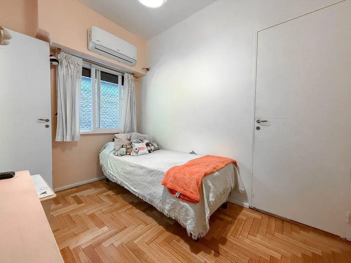 VENTA DEPTO 4 AMB CON GUARDACOCHE CABALLITO 5