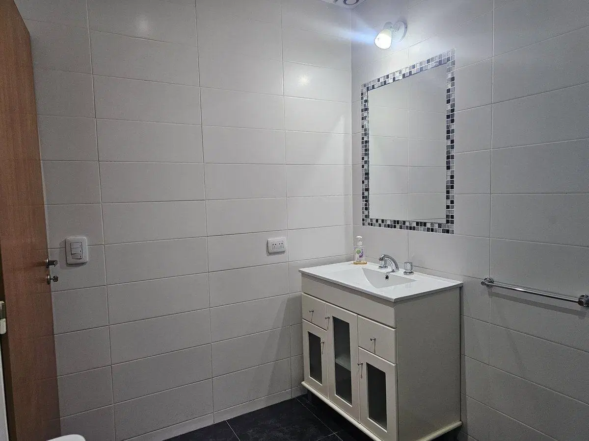 VENTA CASA 5 AMB CON 2 COCHERAS POMPEYA 3