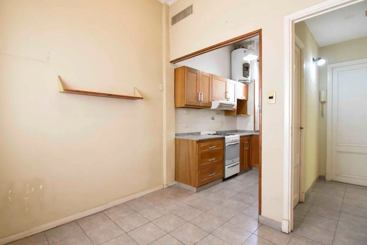 Departamento en Venta en Flores con Balcon 2
