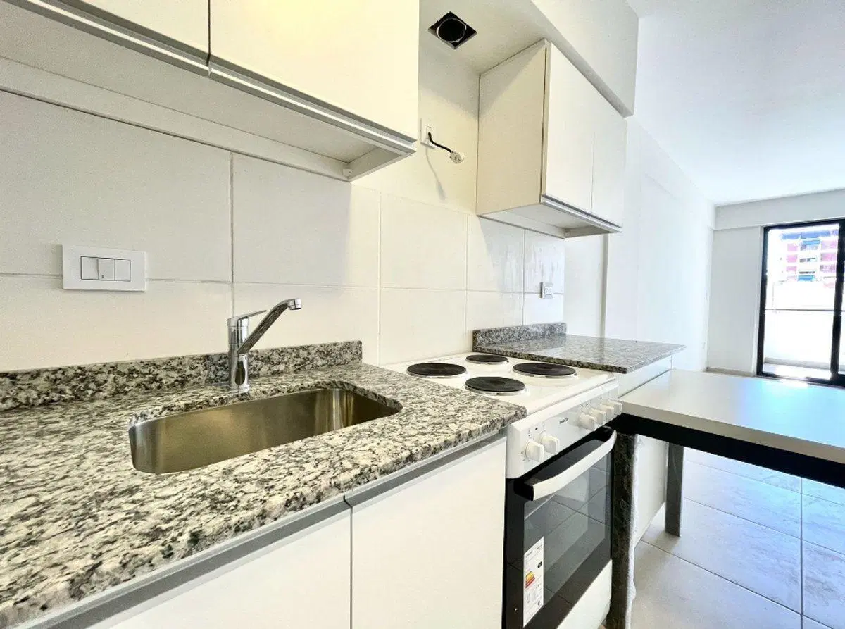 VENTA MONOAMBIENTE CON BALCON A ESTRENAR ALMAGRO 3