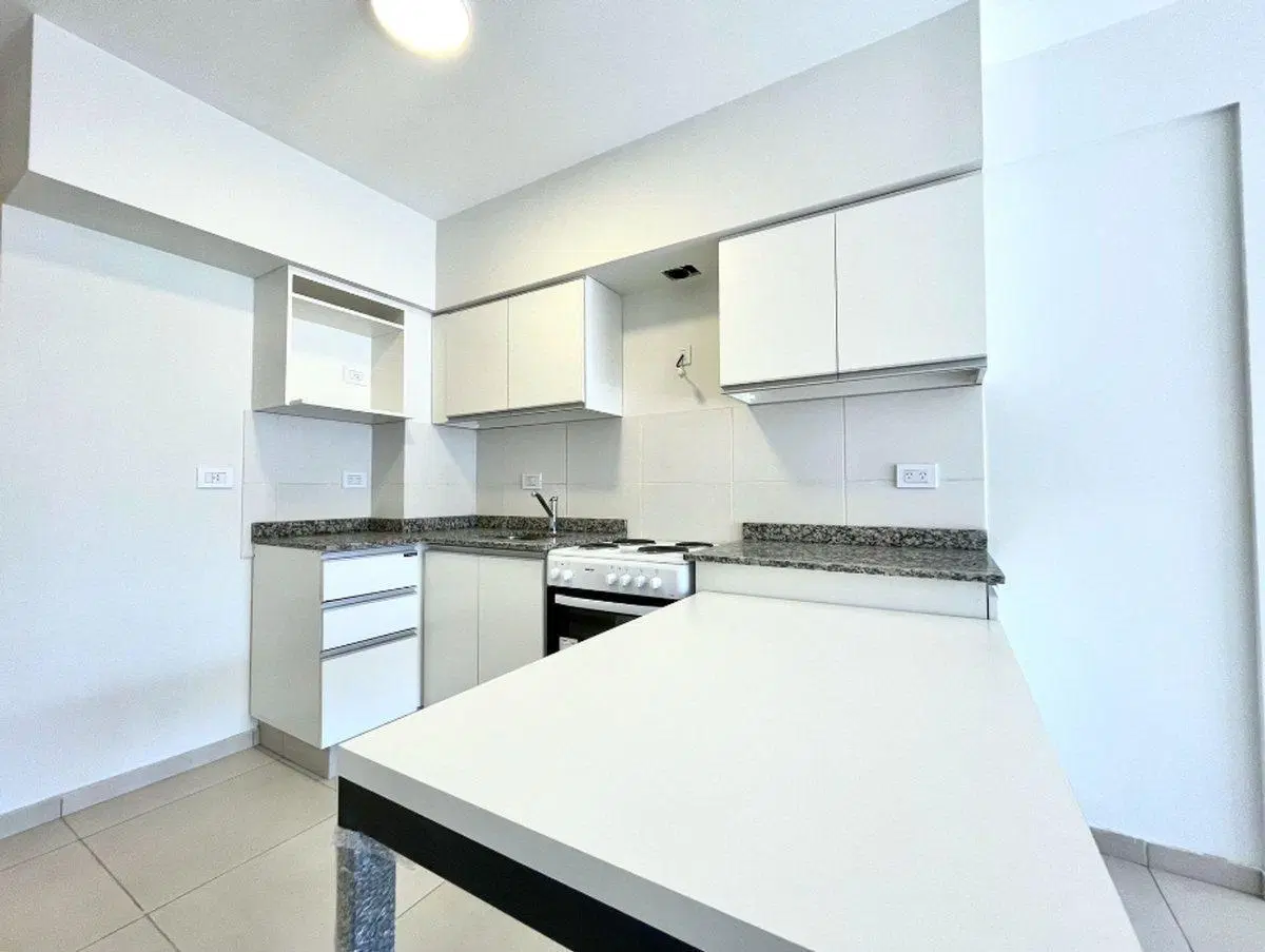 VENTA MONOAMBIENTE CON BALCON A ESTRENAR ALMAGRO 5