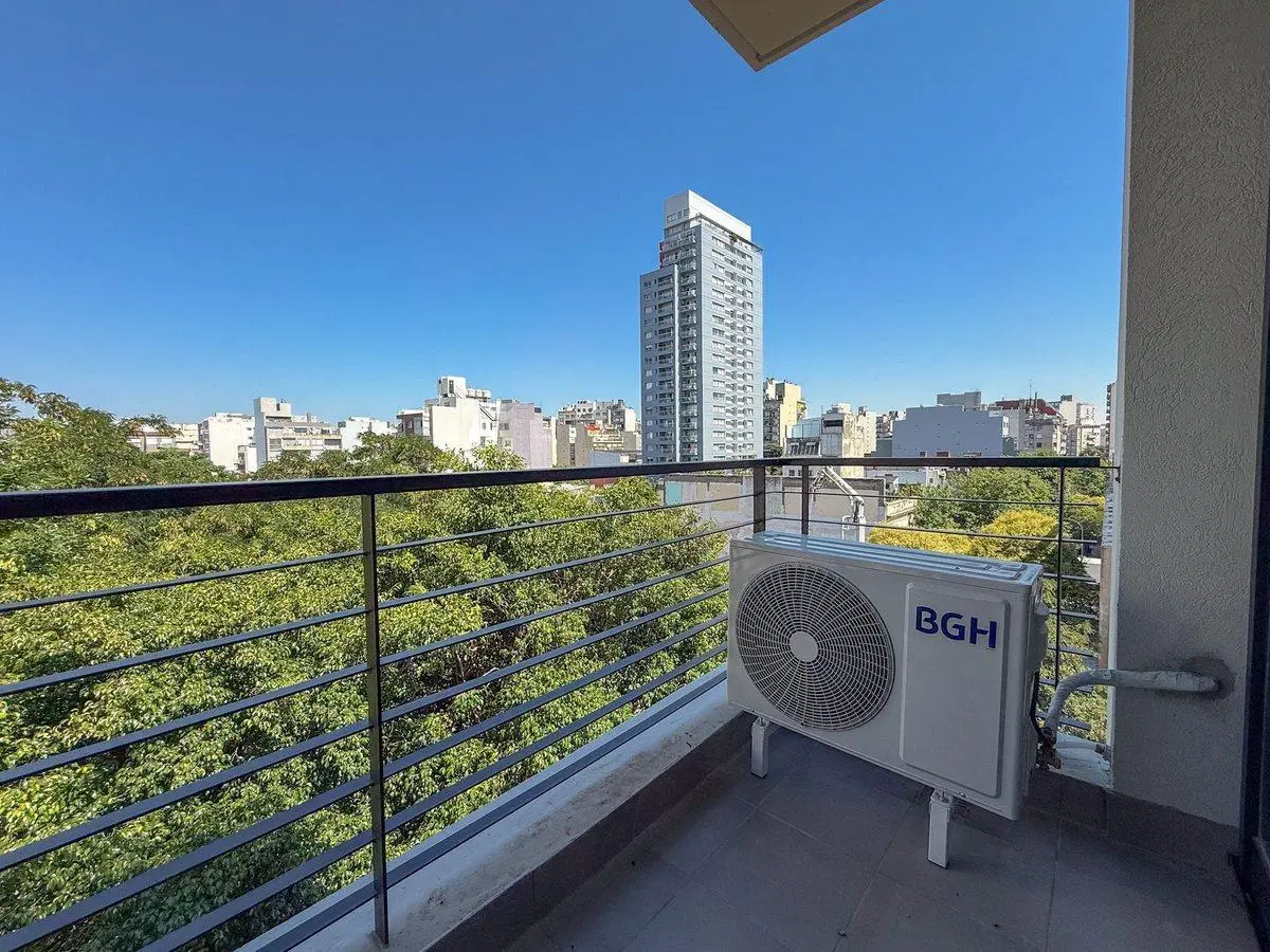 VENTA MONOAMBIENTE CON BALCON A ESTRENAR ALMAGRO 2