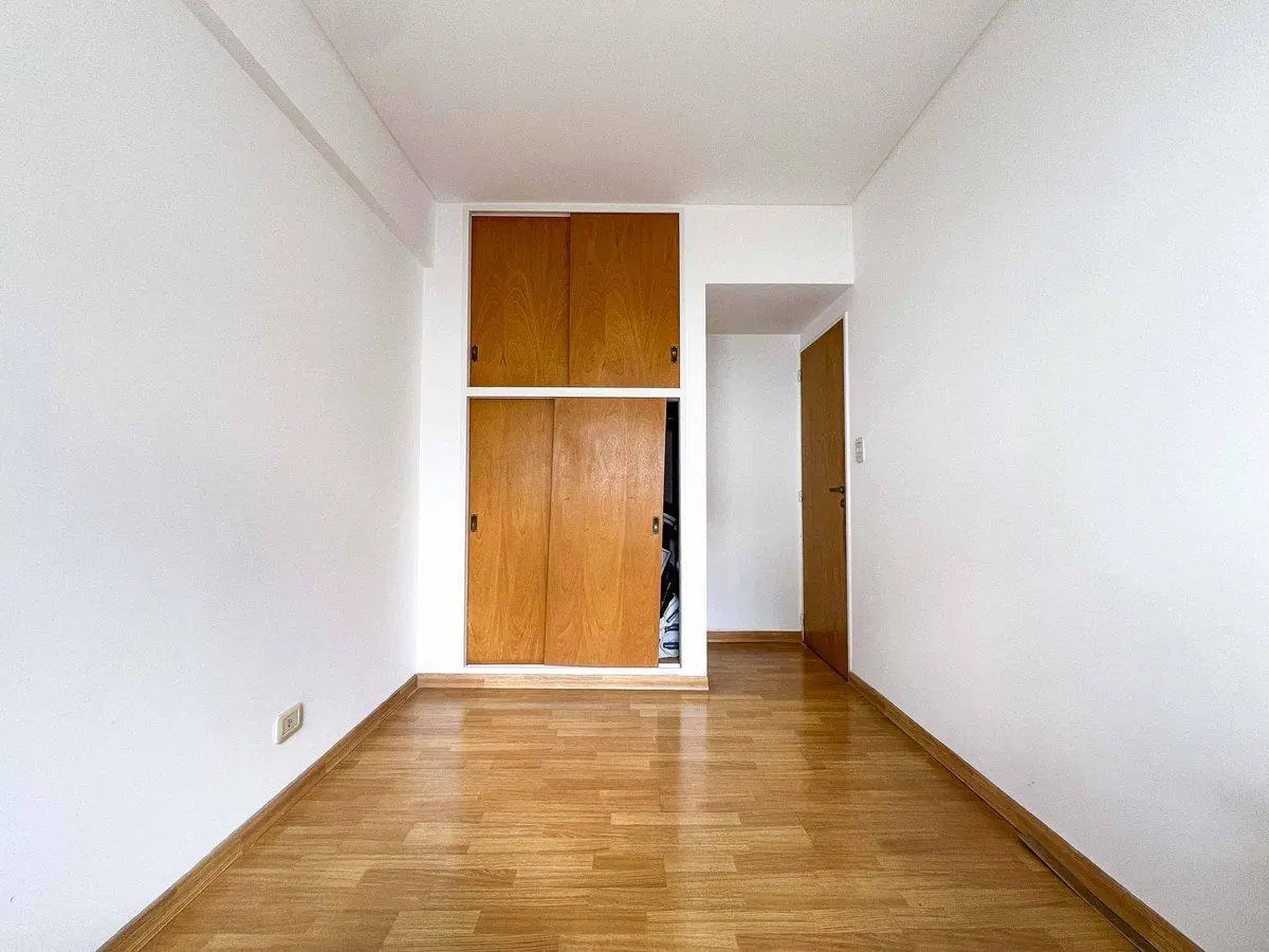 VENTA DEPTO 4 AMBIENTES CON COCHERA CABALLITO 8