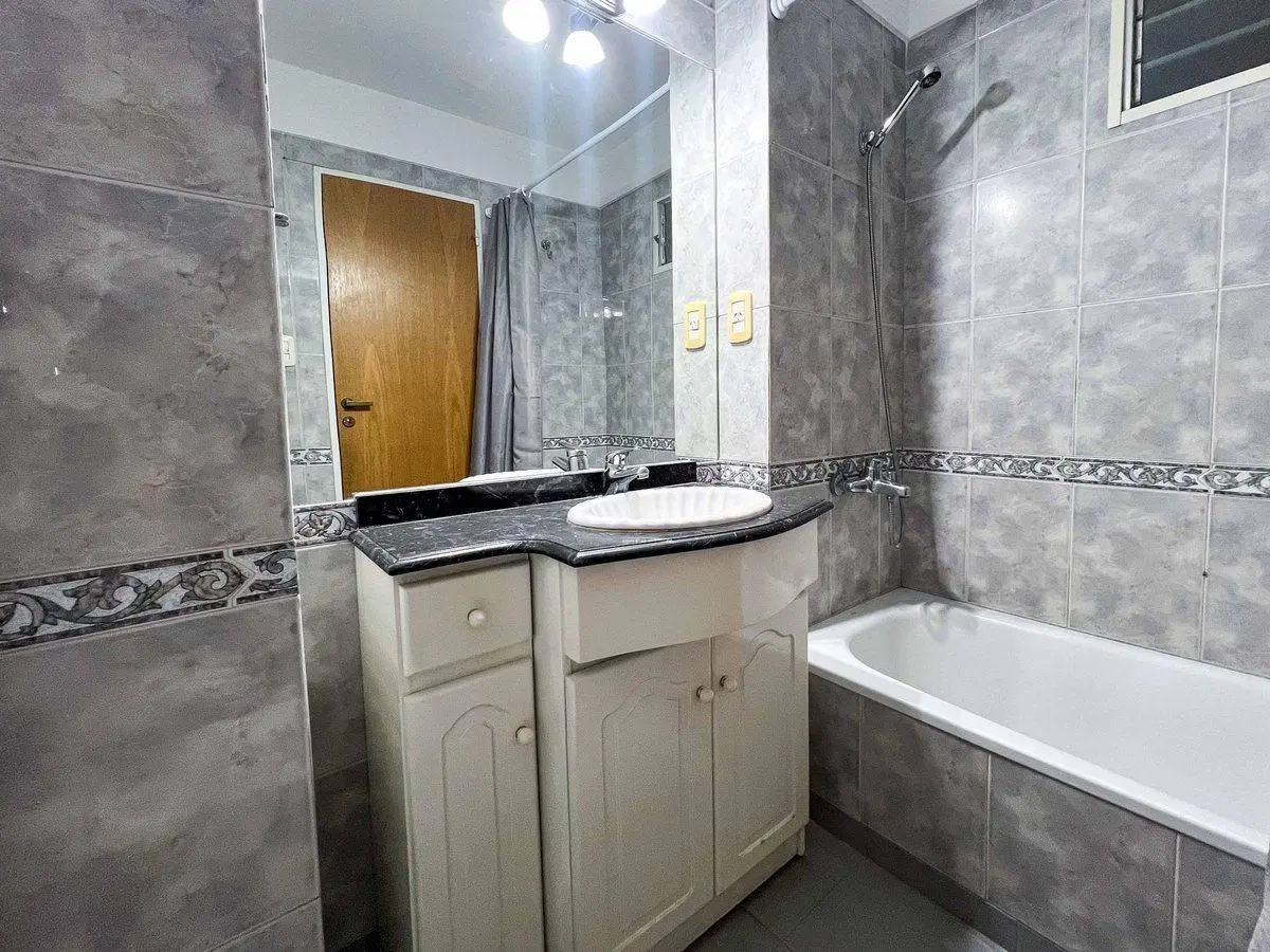 VENTA DEPTO 4 AMBIENTES CON COCHERA CABALLITO 3