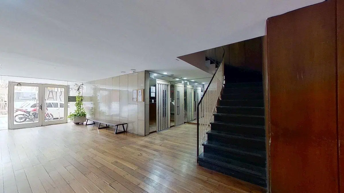 VENTA 2 AMB 8°PISO en MONSERRAT 4