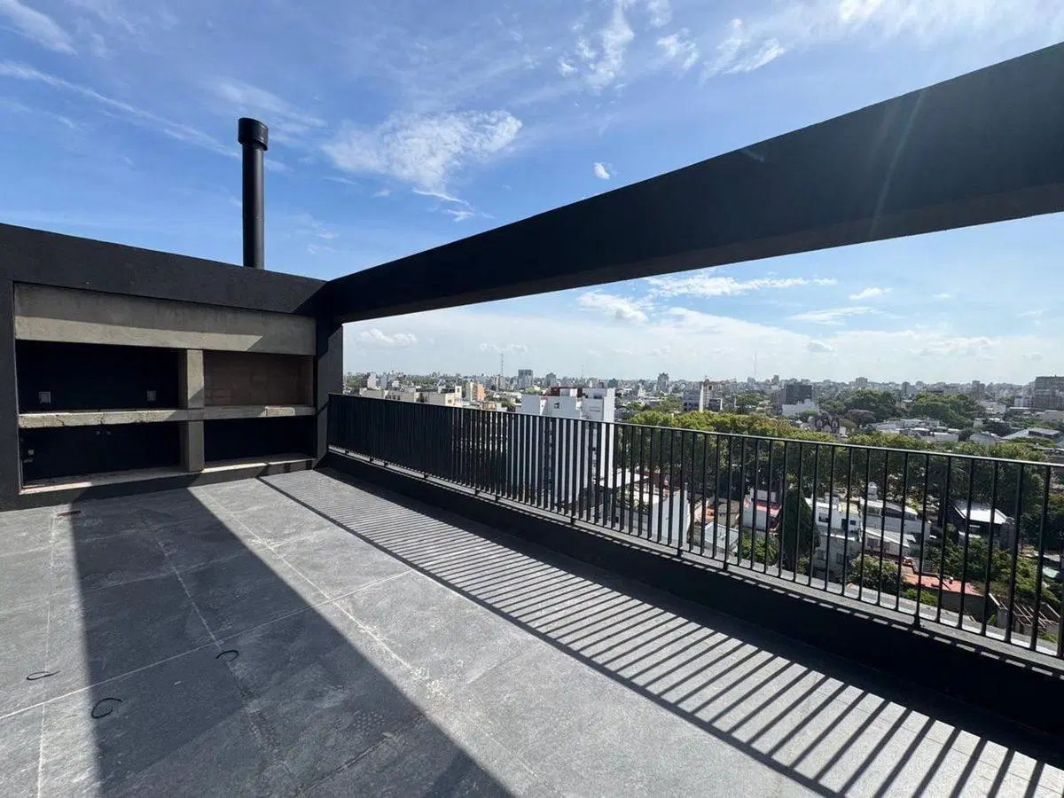 Venta Dep. 3 ambientes con patio en Colegiales 2
