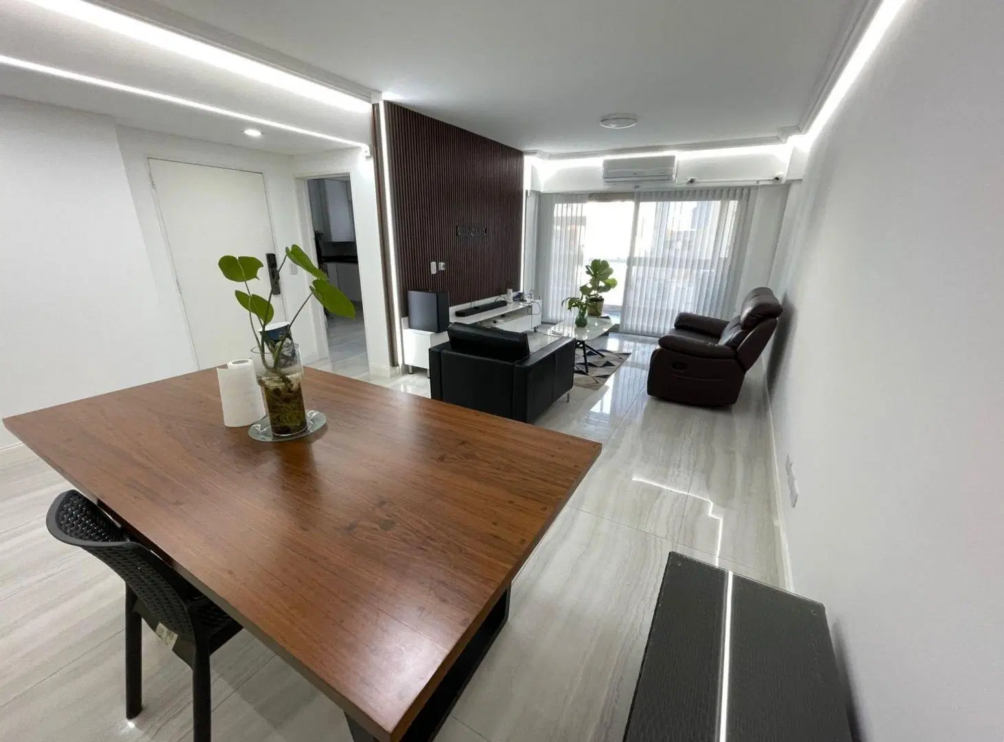 VENTA DEPATRAMENTO PISO DE 4 AMBIENTES VILLA LURO 2