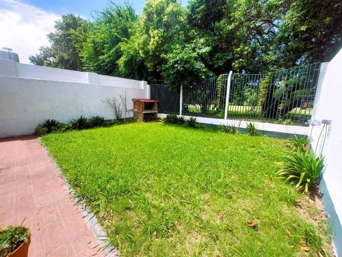 CASA 5 AMB VENTA SAN MARTIN 2COCH JARDIN AL GOLF 4