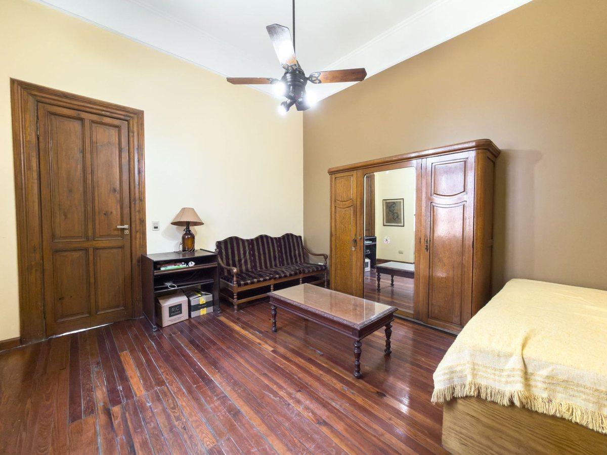 Foto de VENTA CASA 4 AMB DEPEND PATIO Y COCH P. AVELLANEDA, imagen 4