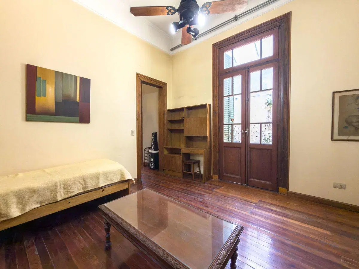 VENTA CASA 4 AMB DEPEND PATIO Y COCH P. AVELLANEDA 3