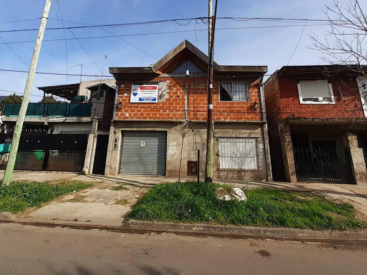 Oportunidad: 2 Viviendas + Local. Ideal Inversión 4