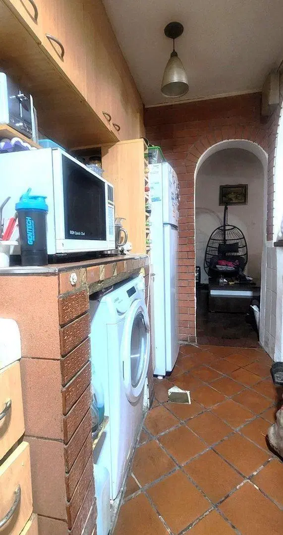 Casa 7 amb. Terraza. Parrilla. Venta. Paternal 4