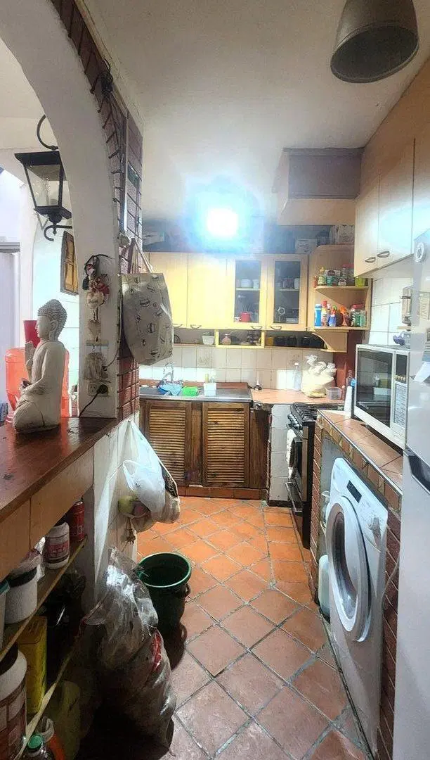 Casa 7 amb. Terraza. Parrilla. Venta. Paternal 2