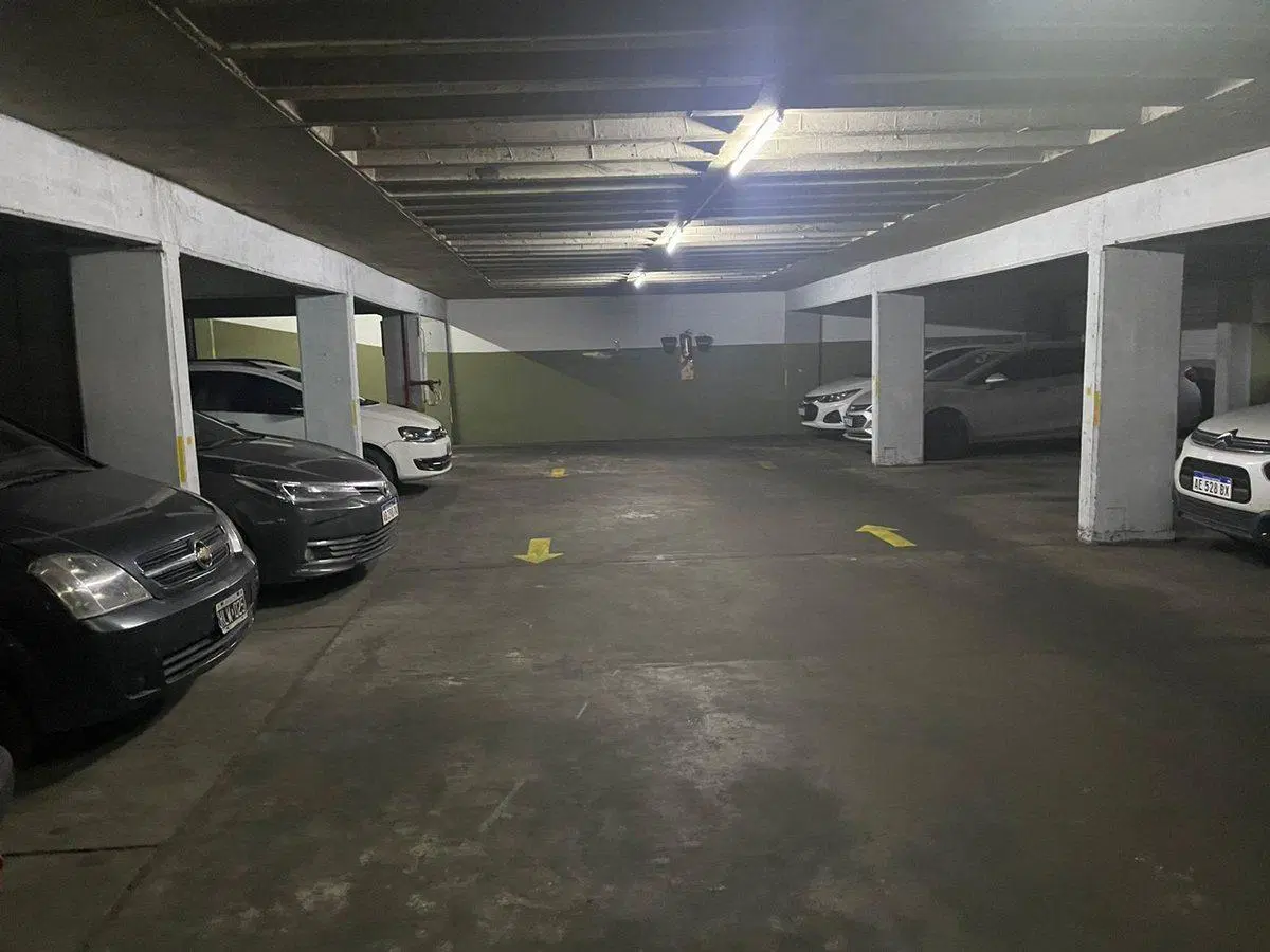 Venta cochera doble fija cubierta, Almagro 3