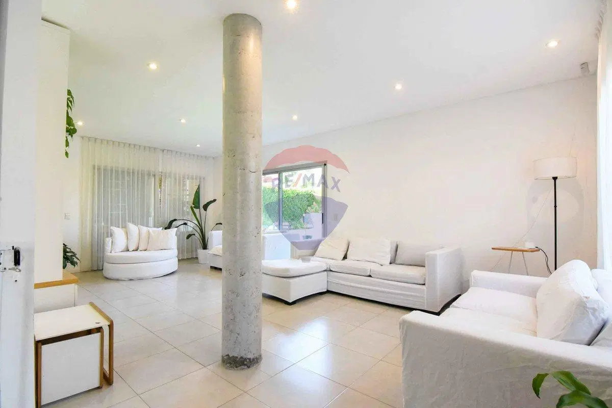 VENTA CASA PILAR DEL ESTE SANTA GUADALUPE PILETA 3