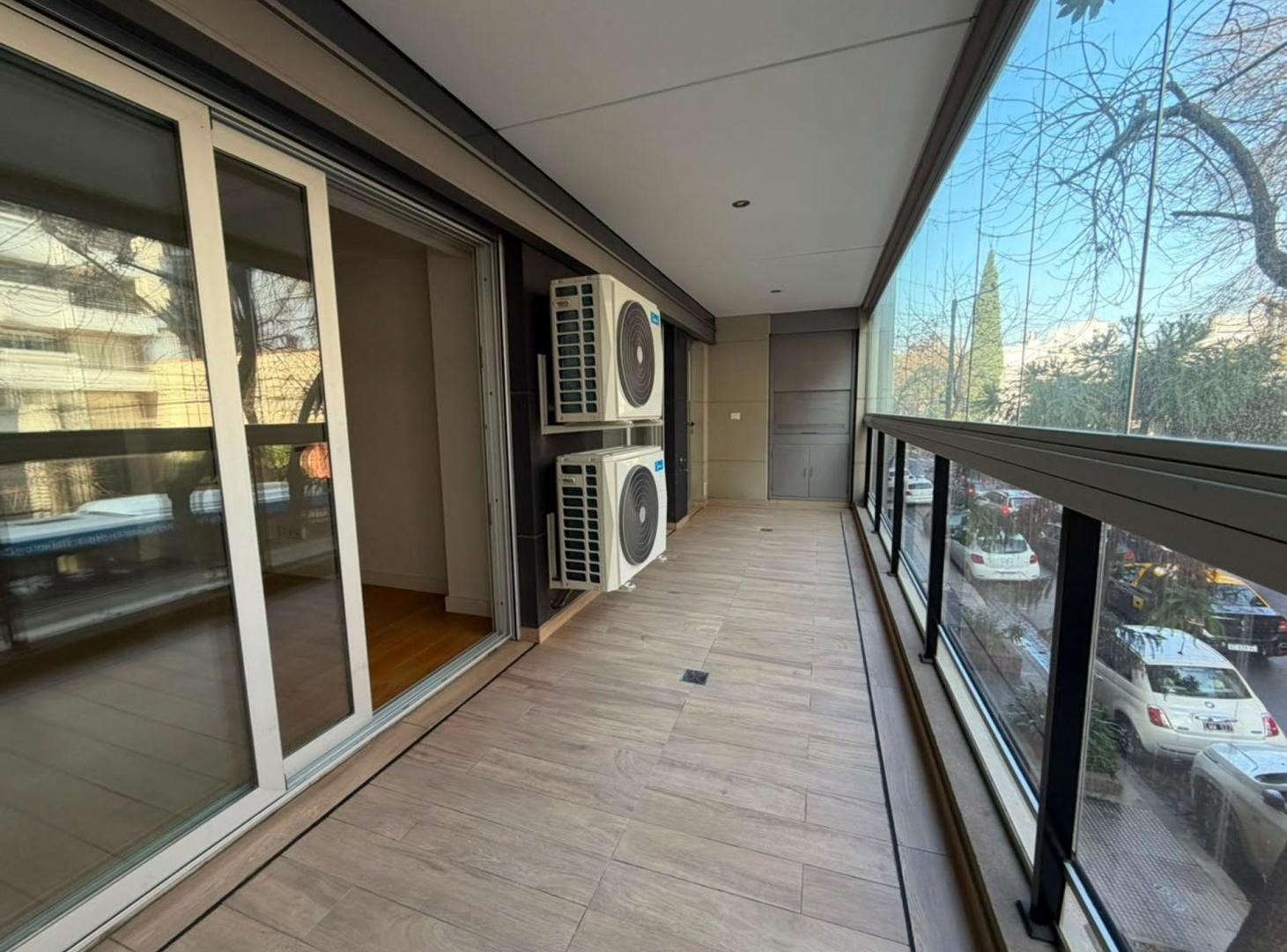 VENTA 4 AMB C/2 BALCON Y PARRILLA 1 COCH CABALLITO