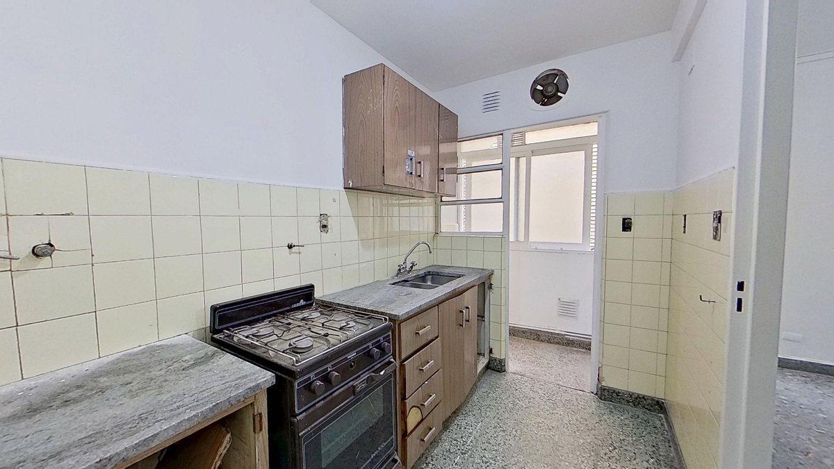 Foto de VENTA DEPTO 2 AMB C/BAULERA en CABALLITO, imagen 5