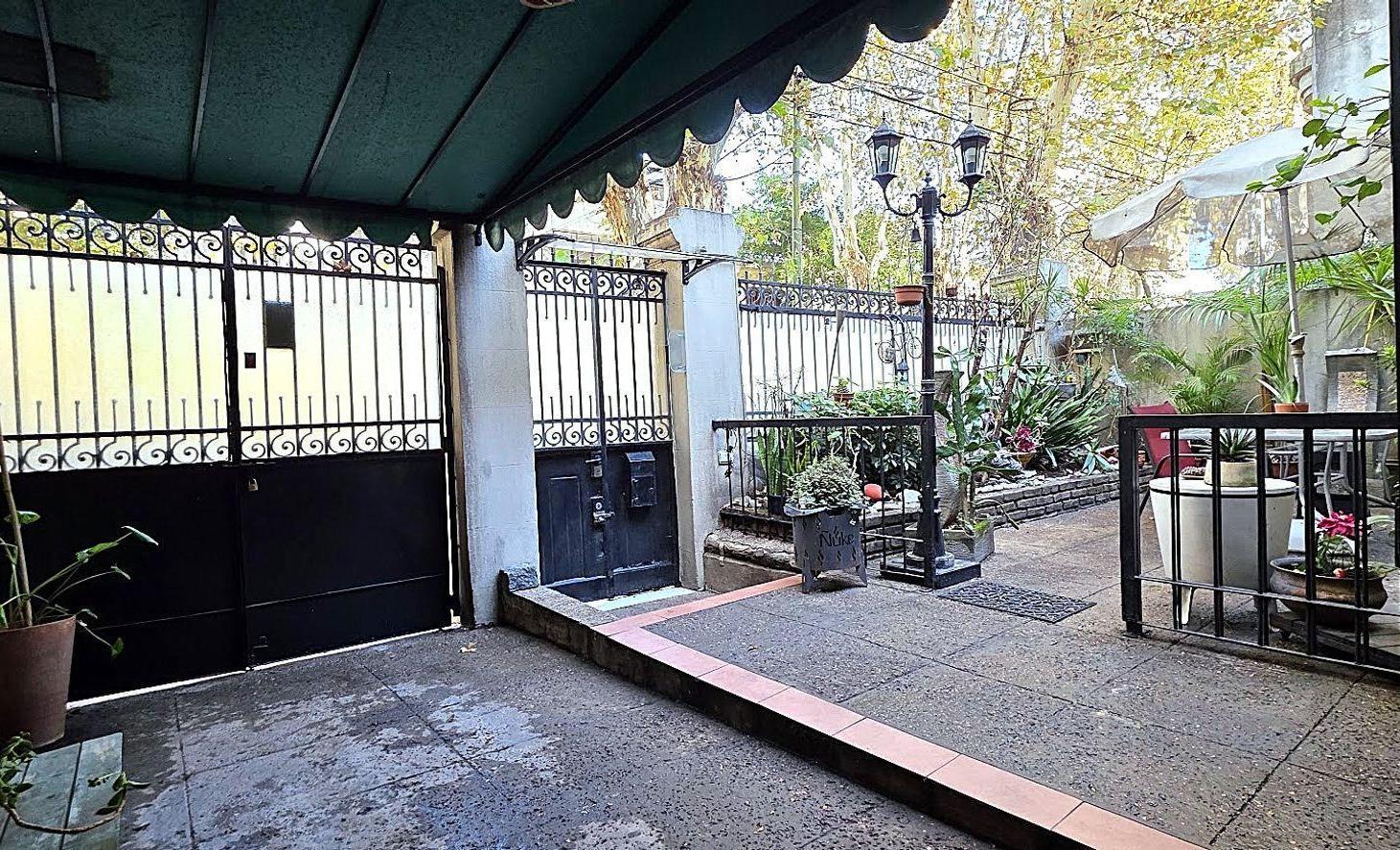 Venta Casa 4 amb.Coch/Terraza/Patio. Caballito