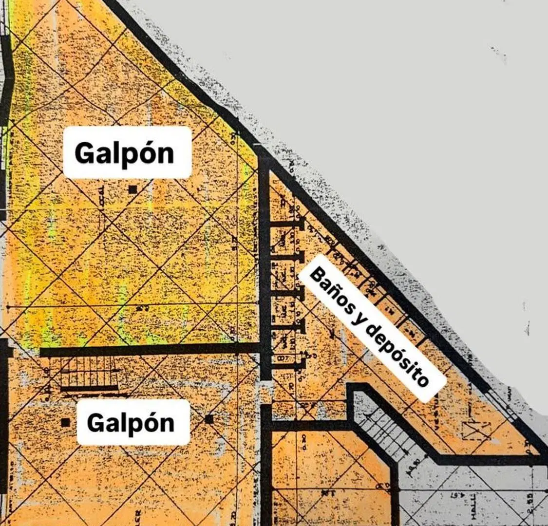 Alquiler Galpón con Playón de maniobras y Oficinas 3