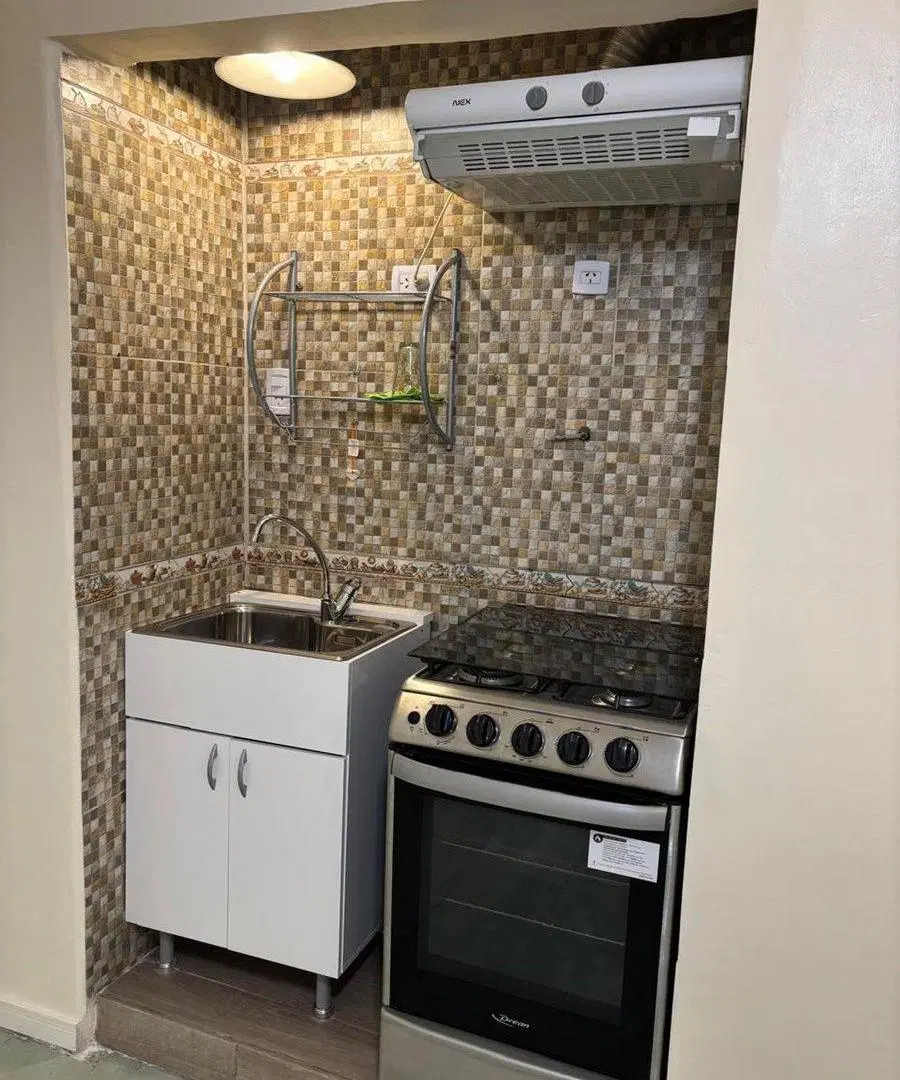 MONOAMB DIVIDIDO VENTA  VIAMONTE 2200 EXCELENTE 5