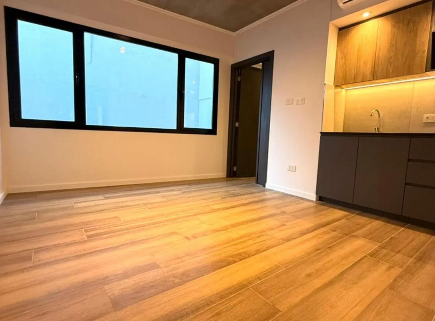 MONOAMBIENTE IMPECABLE GORRITI Y ARMENIA P.SOHO 5