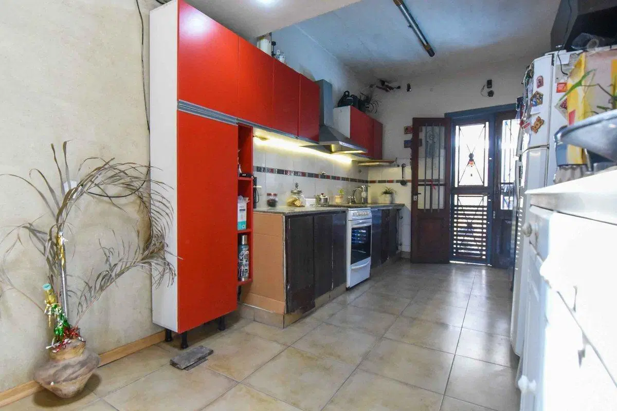 VENTA PH 4 AMB. CON PATIO Y TERRAZA APTO CREDITO 5