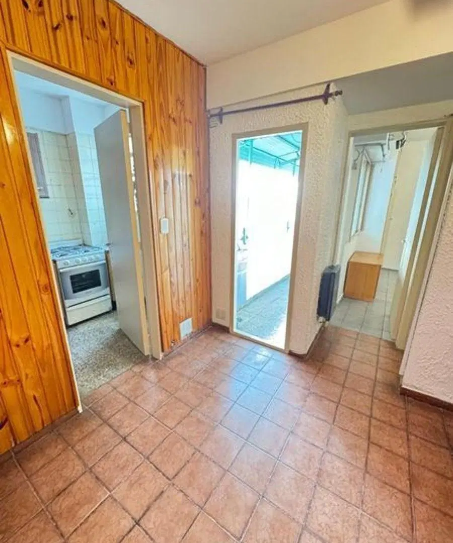 VENTA DEPTO 2 AMBIENTES CON BALCÓN - FLORES 4