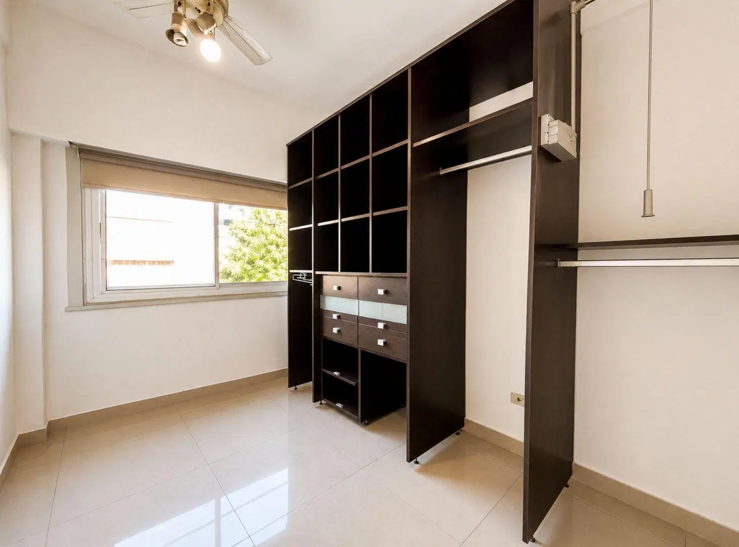 VENTA DEPTO 4 AMBIENTES CON BALCON EN POMPEYA 3