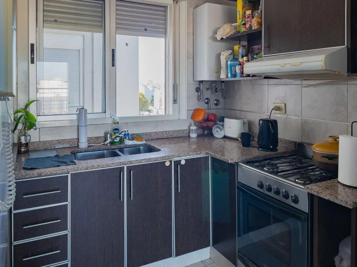 DEPARTAMENTO 2 AMBIENTES VENTA FLORES CON BALCÓN 4