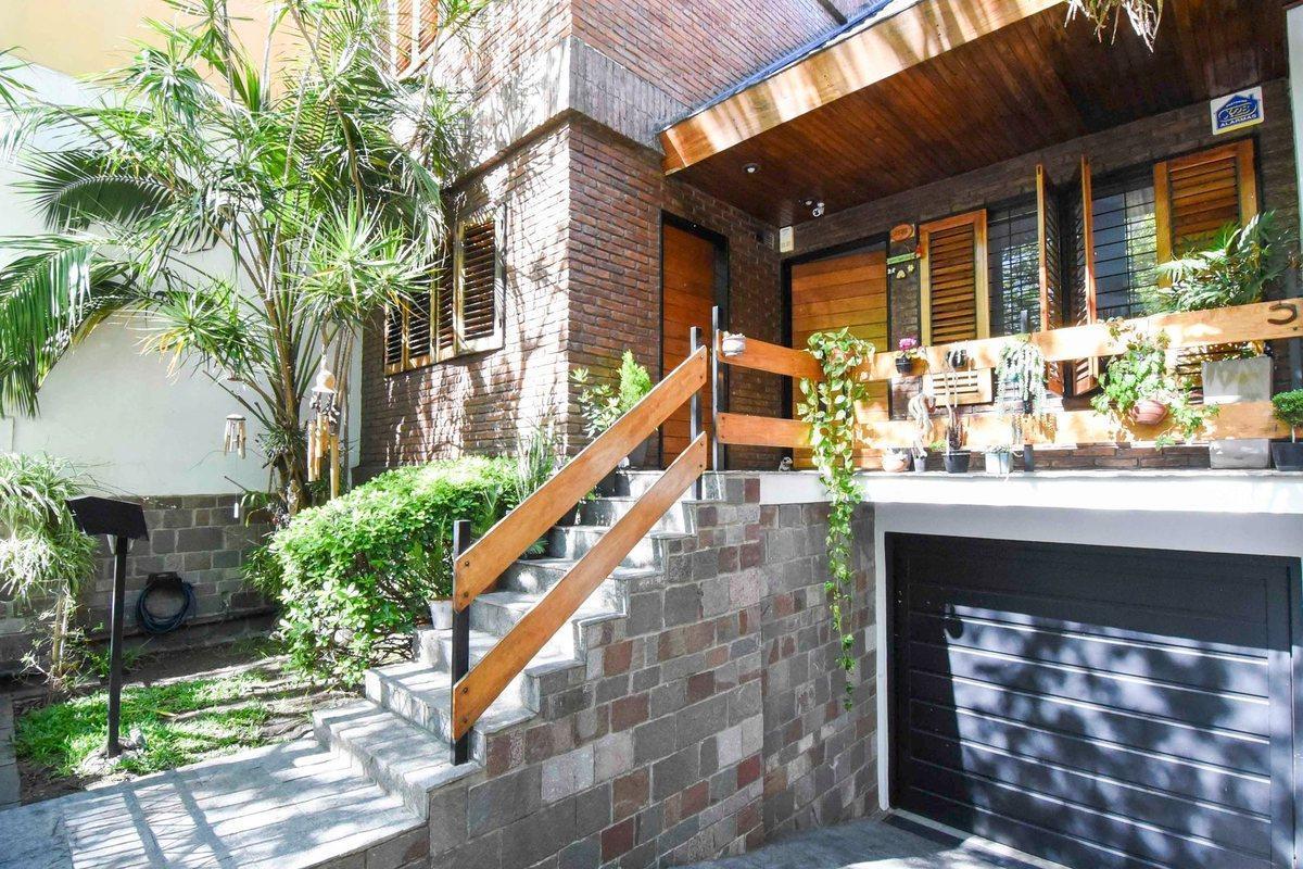 VENTA CASA 7 AMB VILLA DEL PARQUE COCHERA PATIO