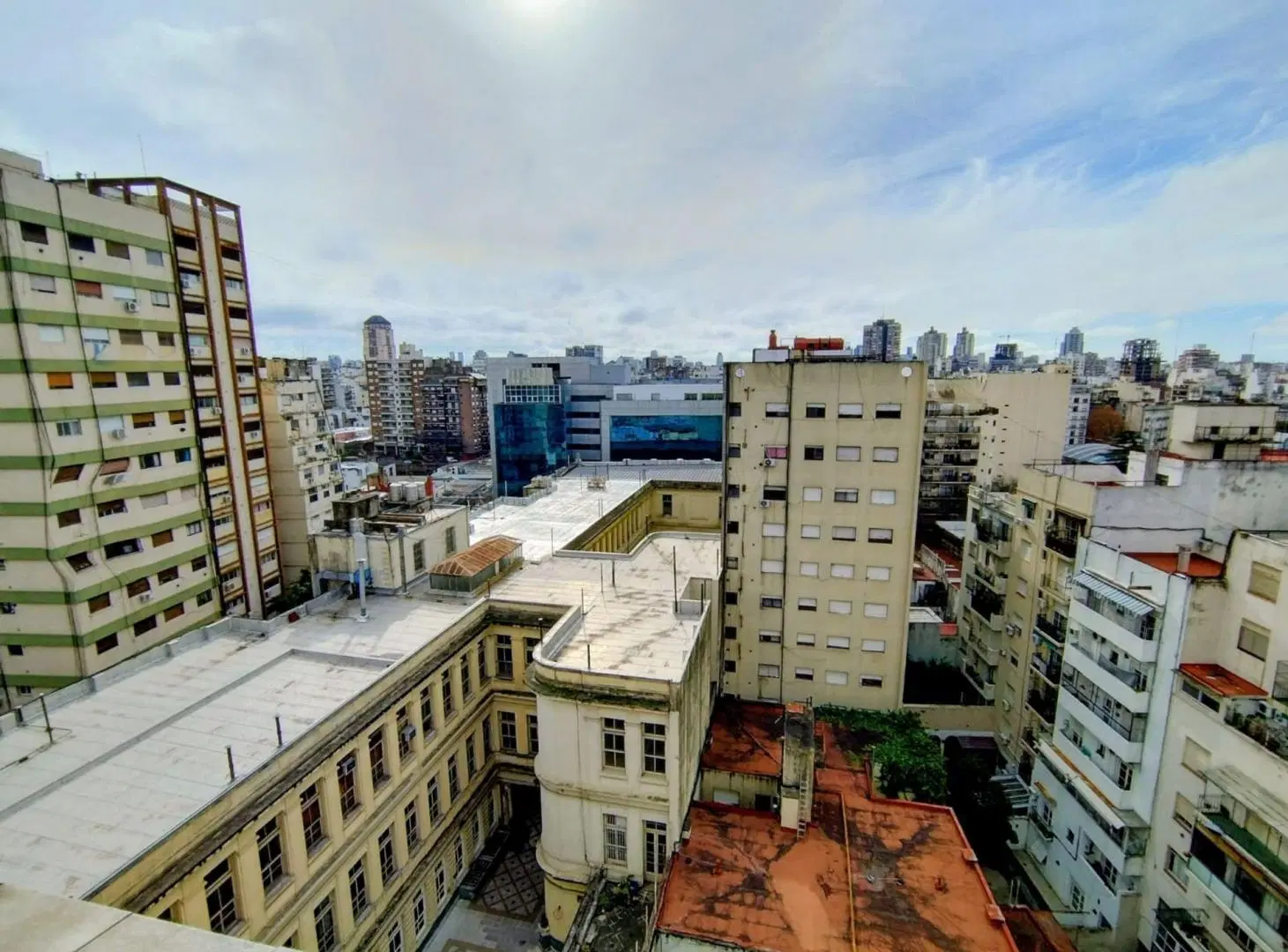 DEPTO 3 AMB EN VENTA ALMAGRO BALCON VISTA ABIERTA 2