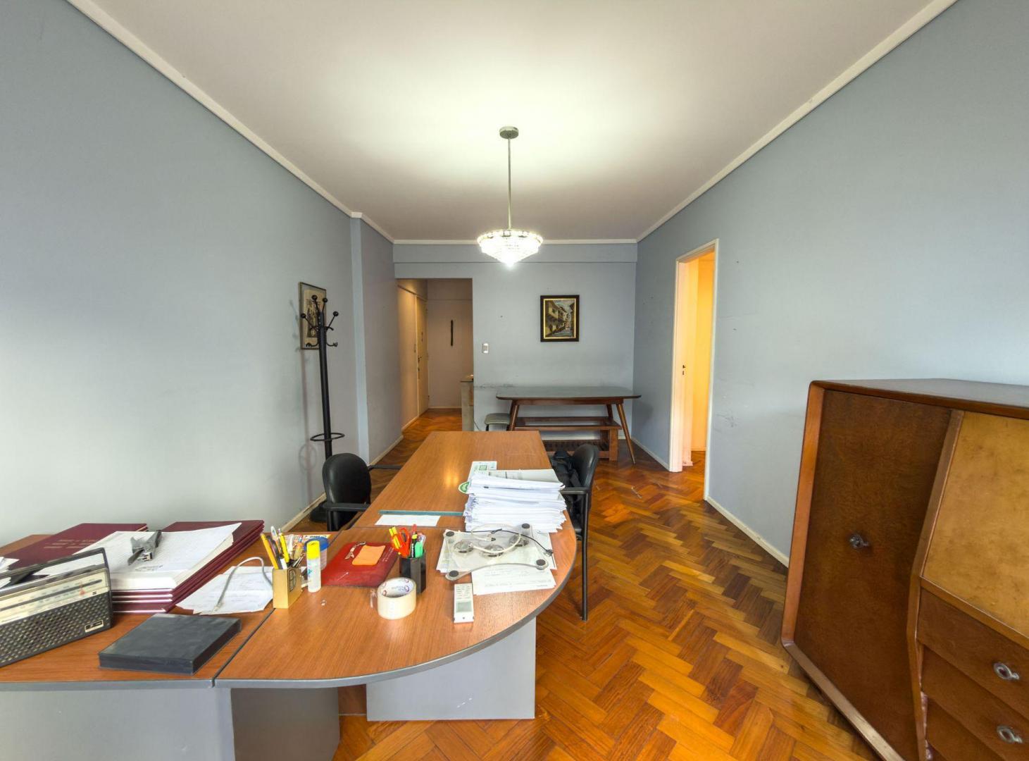Foto de VENTA DEPTO 3 AMB CON COCHERA BALVANERA, imagen 2