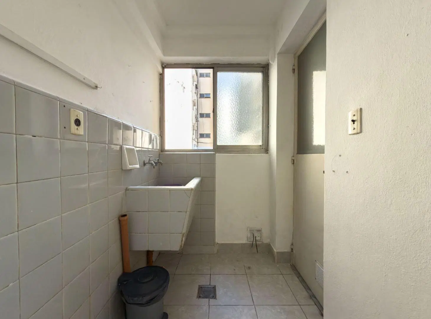 VENTA DEPTO 3 AMB CON COCHERA BALVANERA 3
