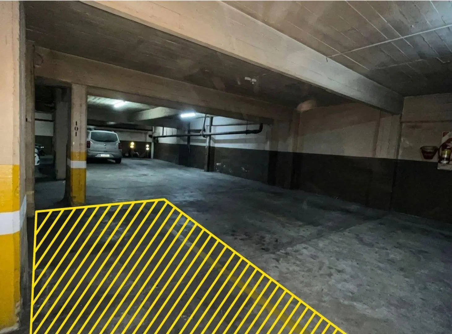 COCHERA FIJA VENTA PALERMO CUBIERT SEGURIDAD 24 HS 4