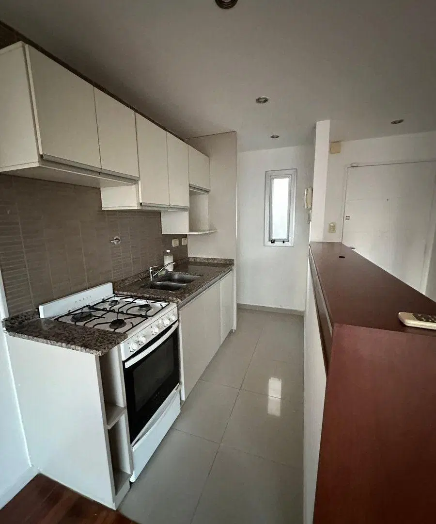2 AMBIENTES- TOILETTE- EN DUPLEX CON TERRAZA- 2