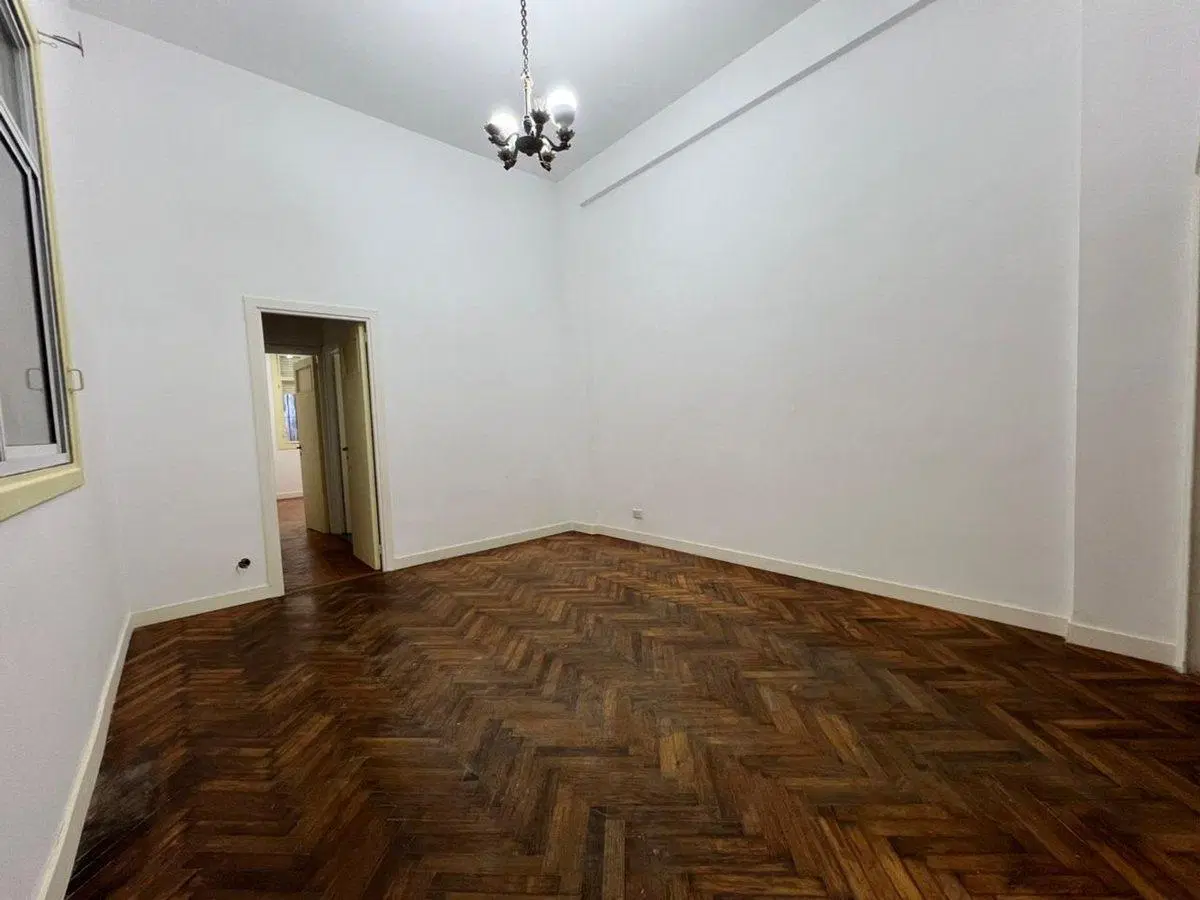 DEPTO EN VENTA 4 AMBIENTES CON PATIO EN BALVANERA 2