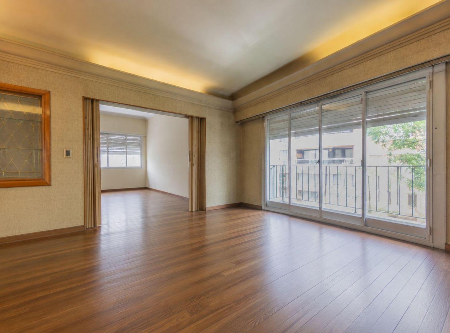 Foto de VENTA DEPARTAMENTO 4 AMBIENTES CABALLITO COCHERA, imagen 2