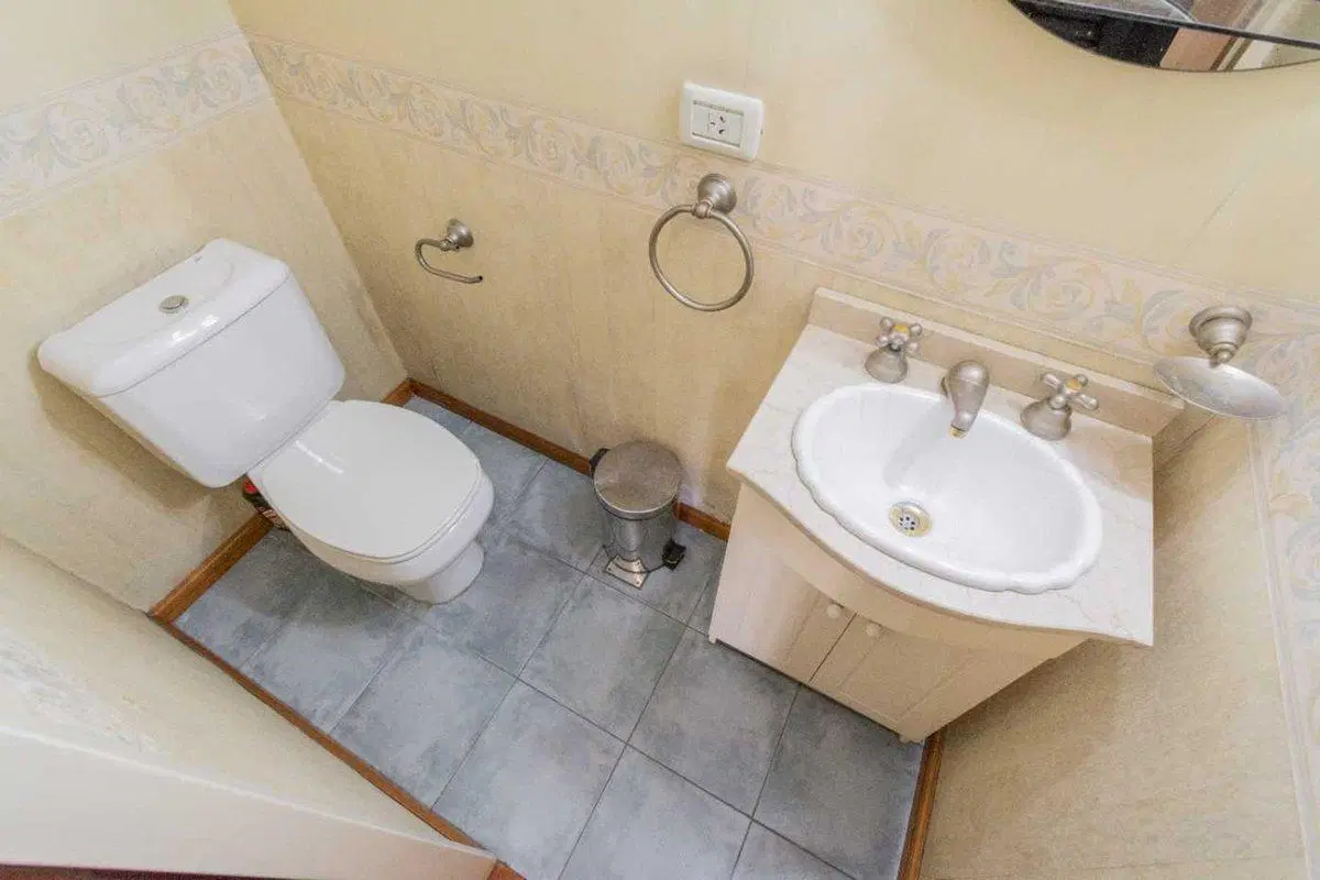 CASA TRIPLEX DE 4 AMBIENTES EN VENTA RAMOS MEJIA 5