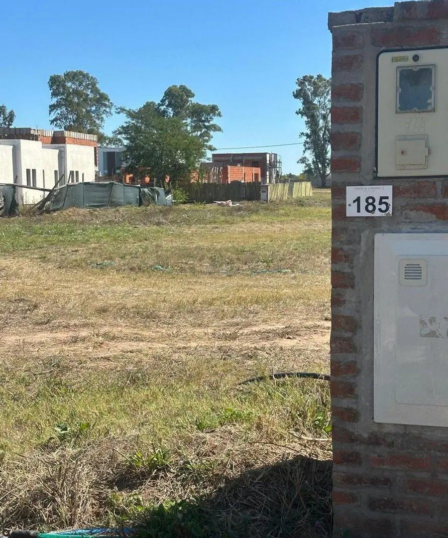 INVERTI EN LOTE EN  LAGOS DE CANING II-620M 5