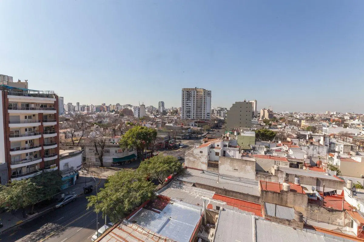 DEPARTAMENTO 3 AMB BALCÓN C/FRENTE P. CHACABUCO 5