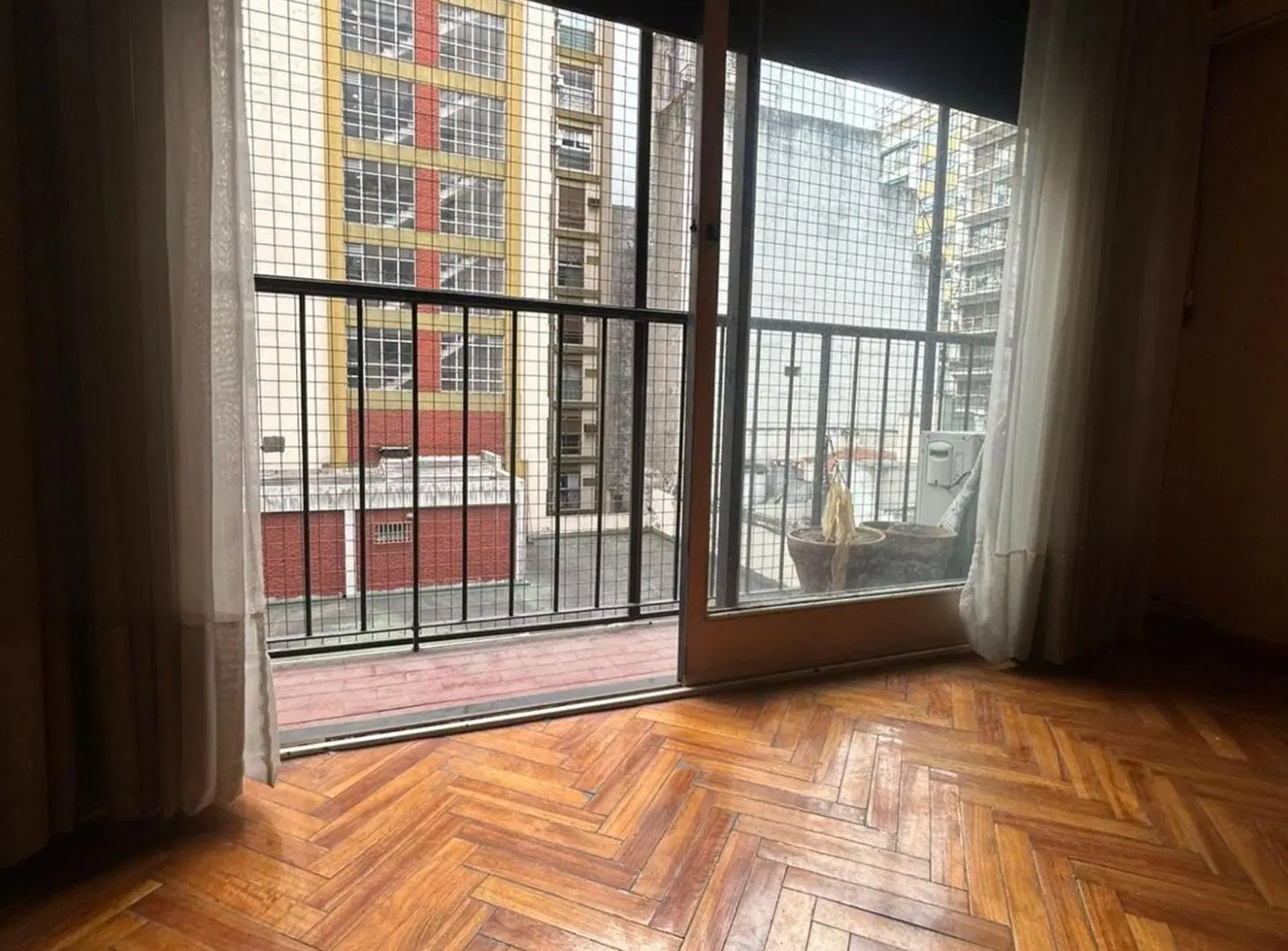 DEPARTAMENTO 3 AMBIENTES BALCON FRANCES CABALLITO 4