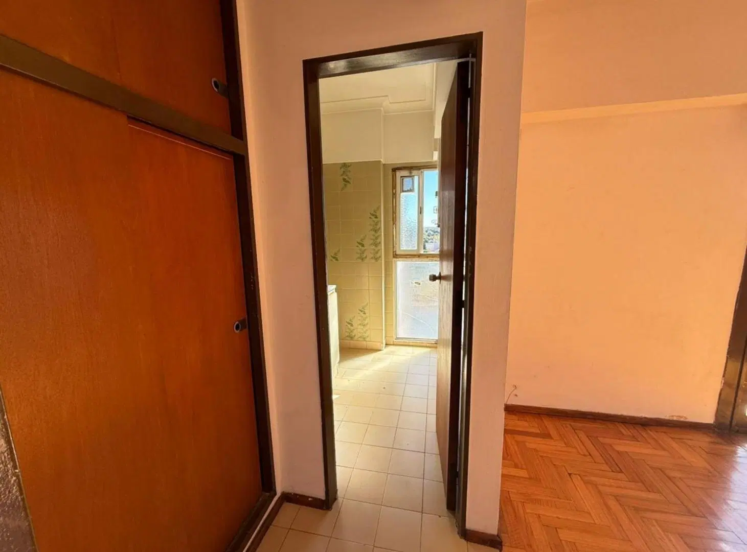 VENTA MONOAMBIENTE PISO ALTO DEVOTO MUY LUMINOSO 4
