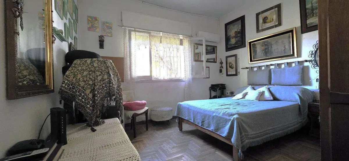 Casa 4 amb/Jardín/cocheras. Única! Caseros 3