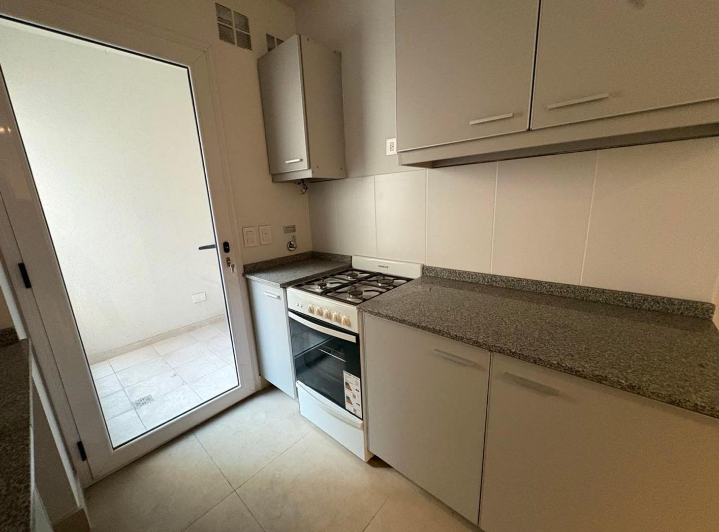 Foto de VENTA DEPTO MONOAMB DIVISIBLE A ESTRENAR BALVANERA, imagen 3