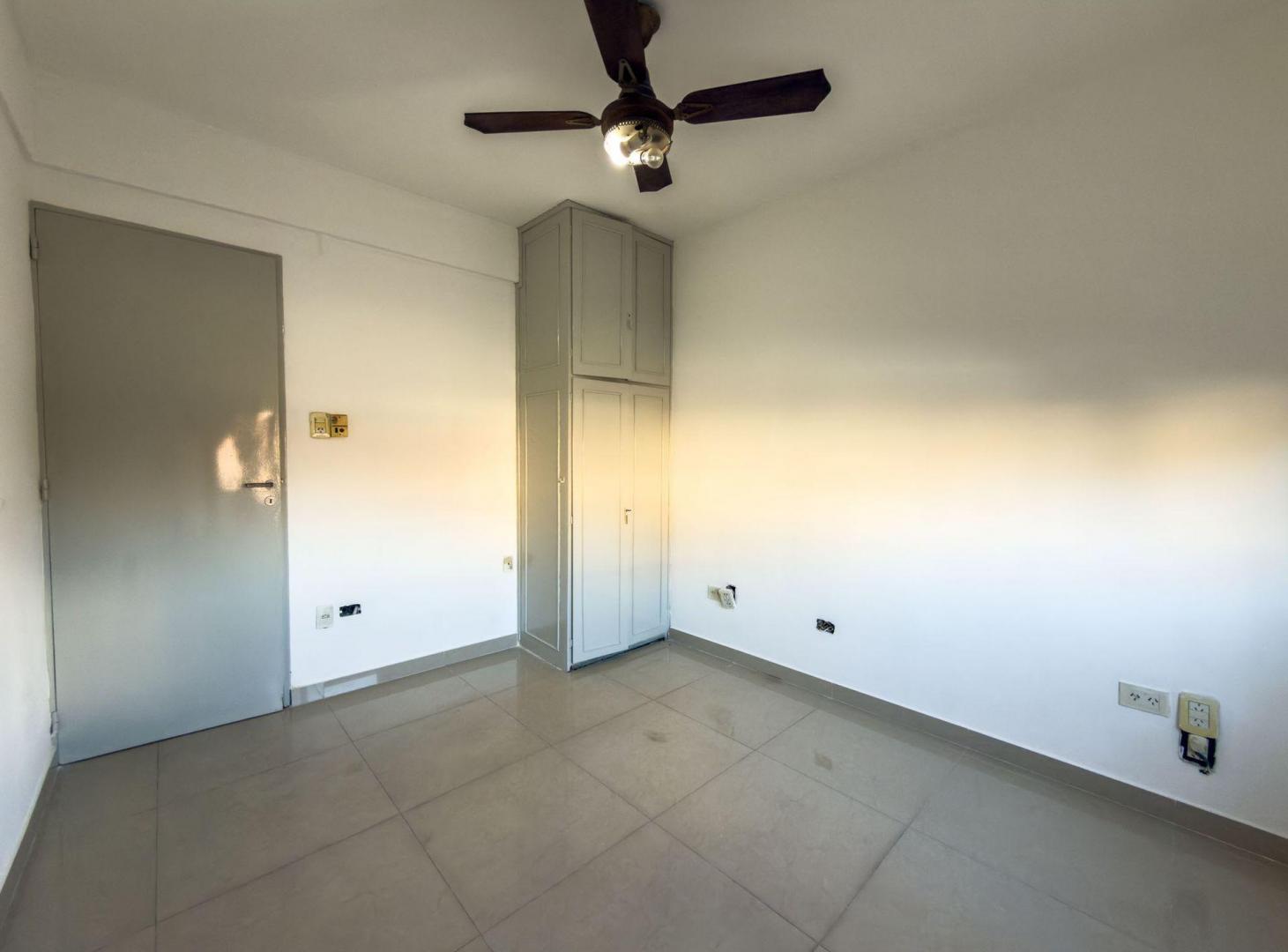 Foto de VENTA DEPTO 4 AMBIENTES CON BALCON P PATRICIOS, imagen 4
