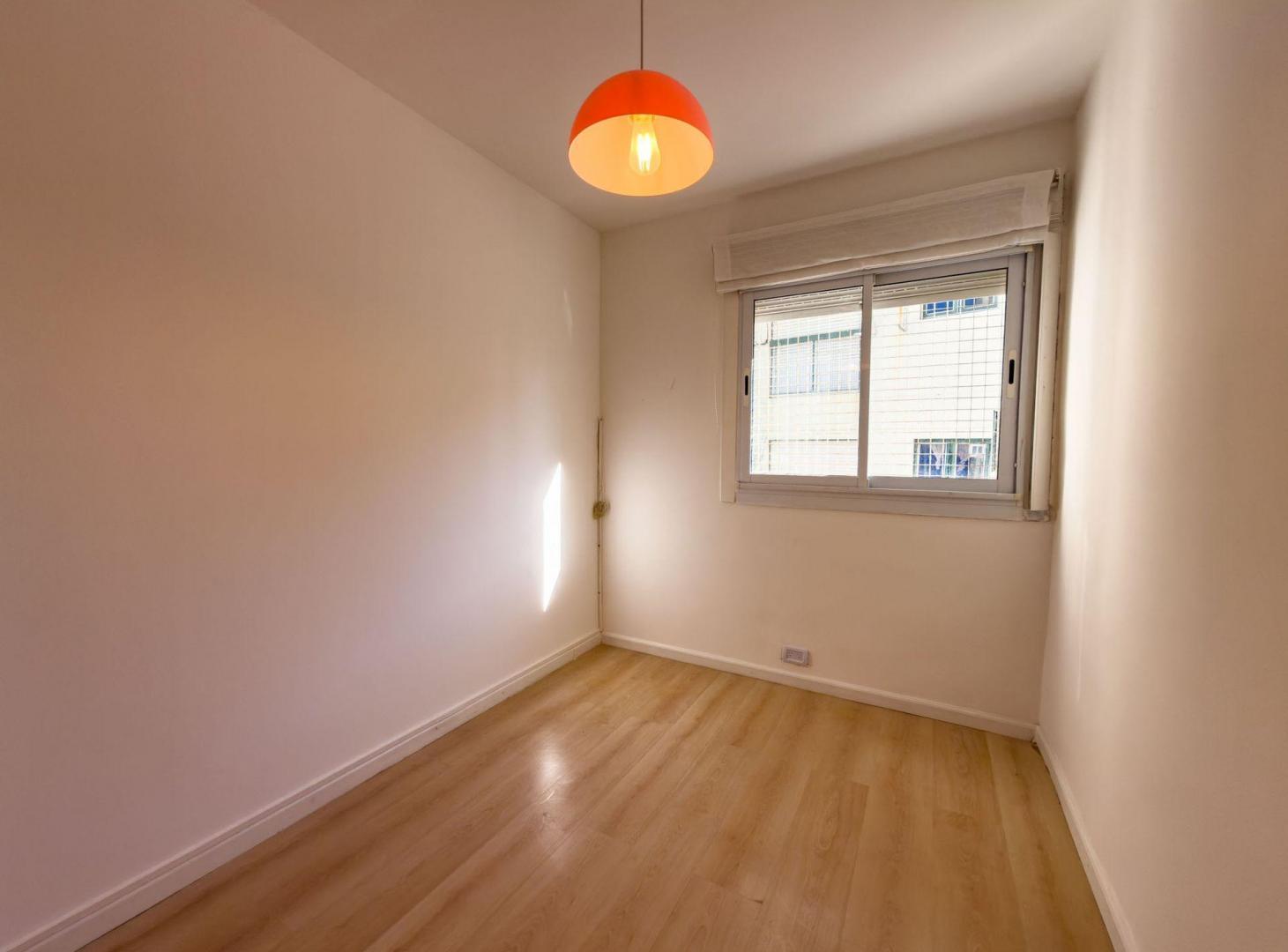 Foto de VENTA DEPTO 3 AMB CON BALCON PARQUE PATRICIOS, imagen 4