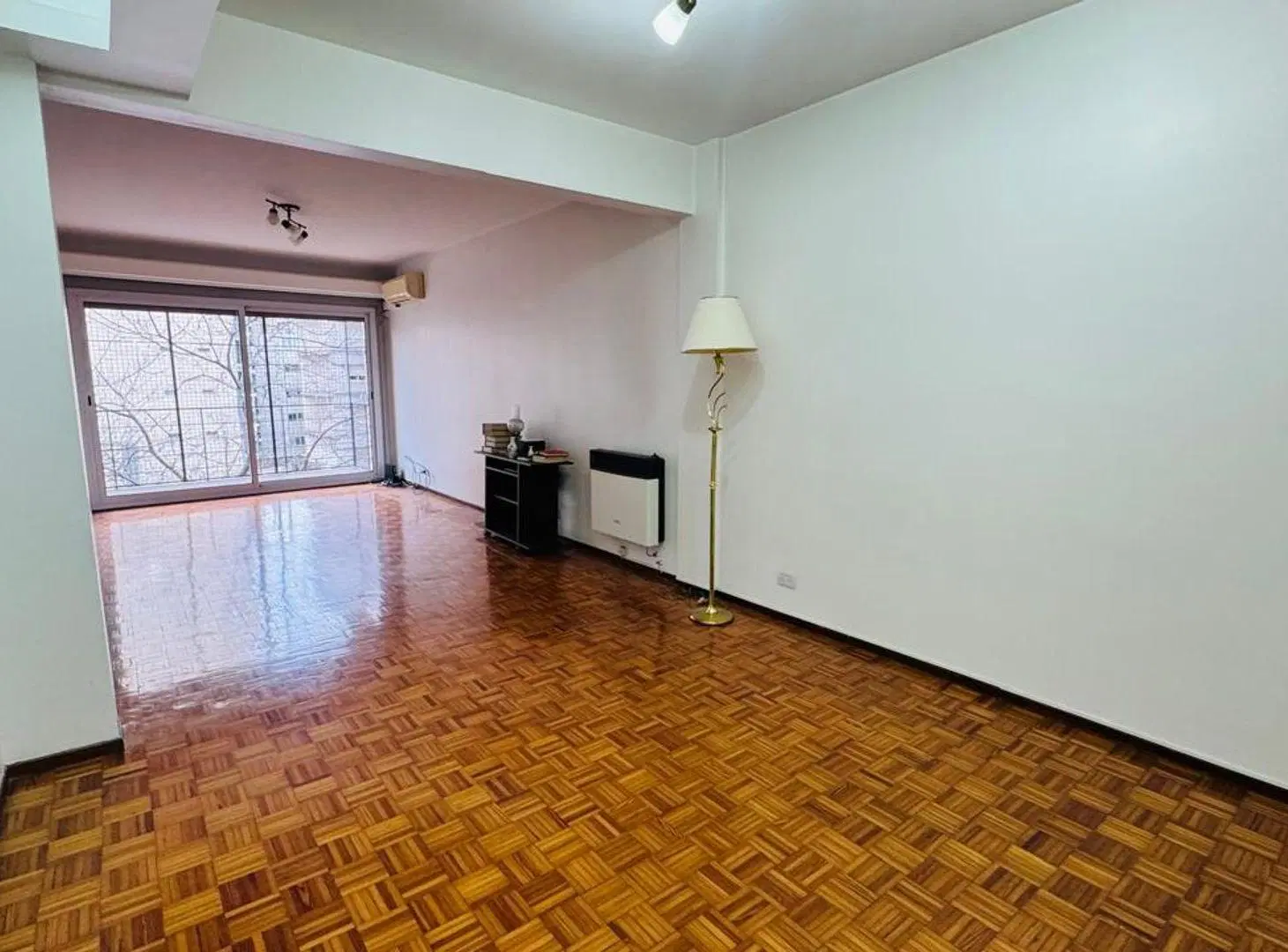 DEPARTAMENTO EN VENTA 3 AMBIENTES BALCON CABALLITO 3