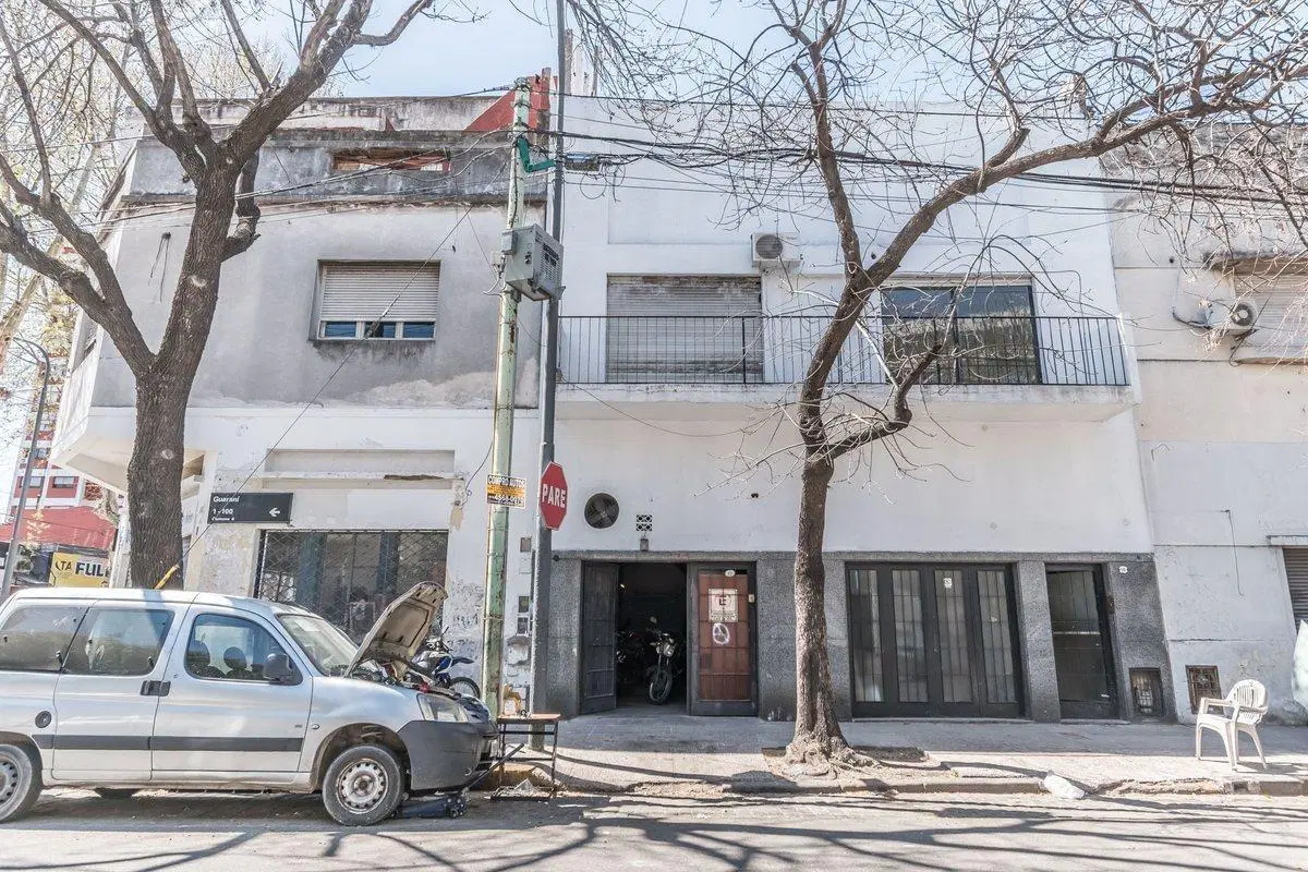 LOCAL COMERCIAL EN PARQUE PATRICIOS 5
